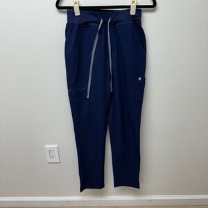 Women’s Figs high rise navy blue straight leg scrub pants